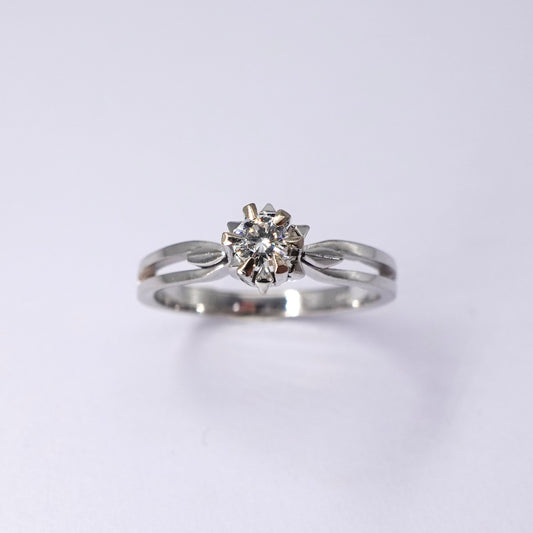 Solitario con diamante