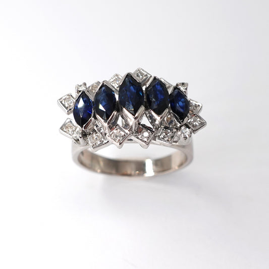 Anello con zaffiri e diamanti