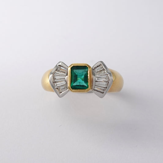 Anello con Smeraldo