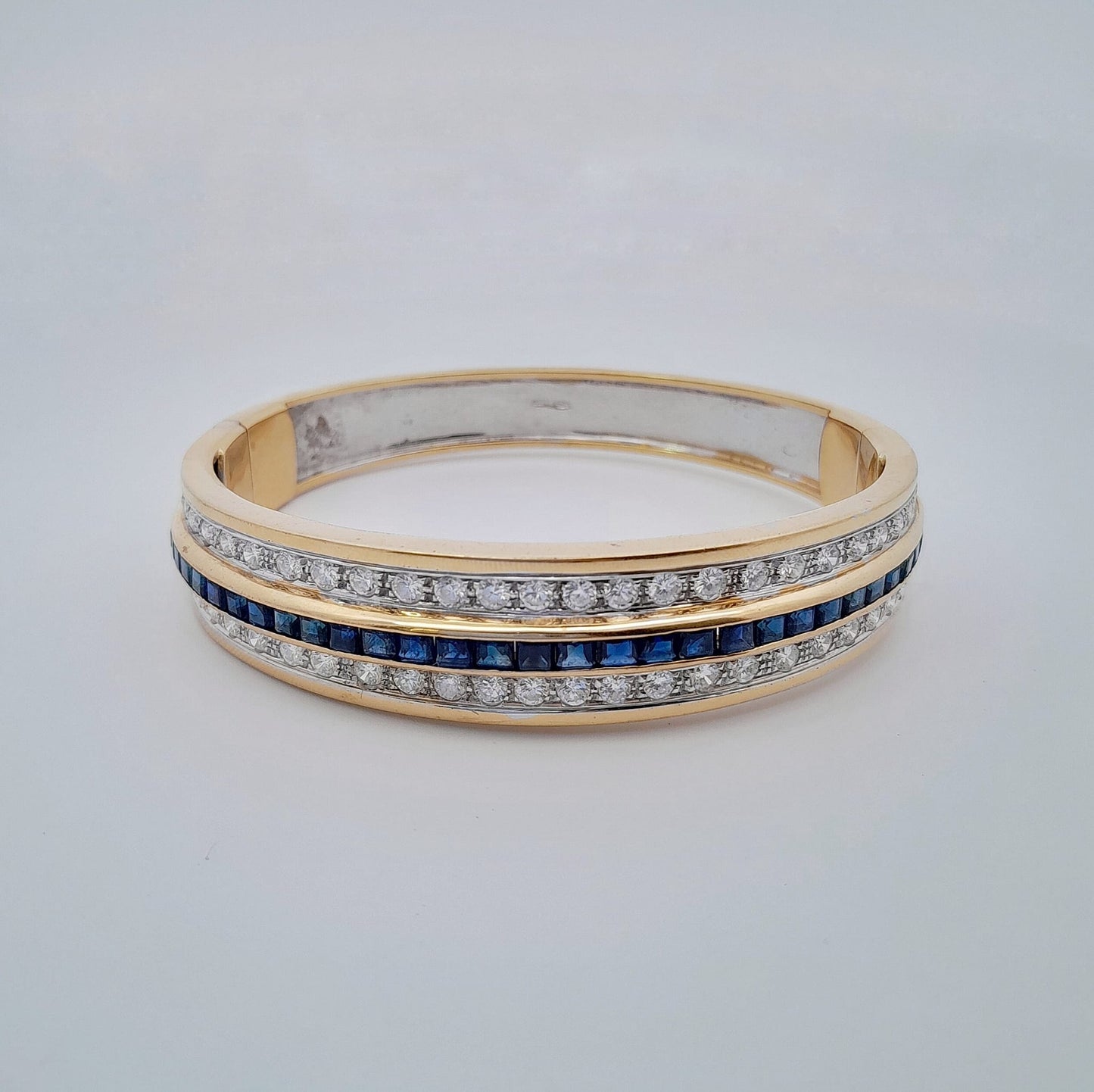 Bracciale vintage rigido con zaffiri e brillanti