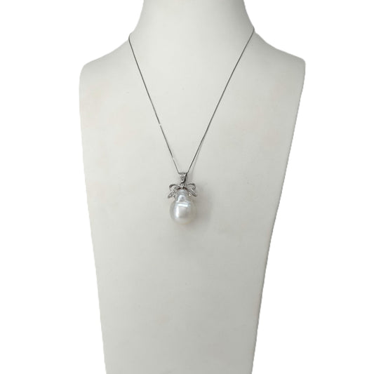 Collana con Perla Barocca