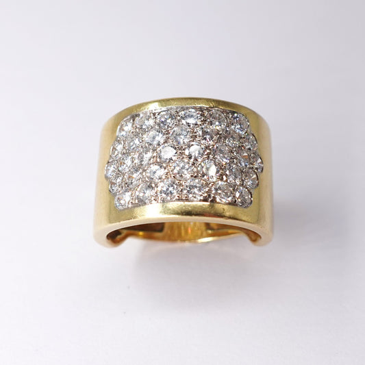 Anello con brillanti