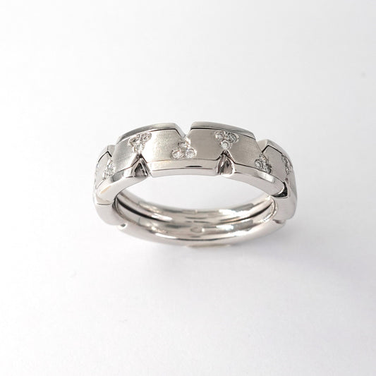 Anello a fascia satinata