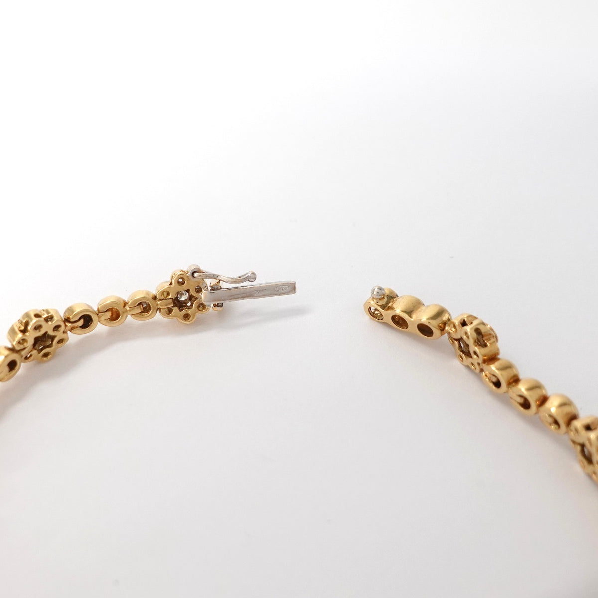 Bracciale con fiori