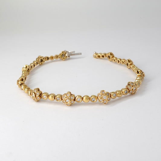 Bracciale con fiori