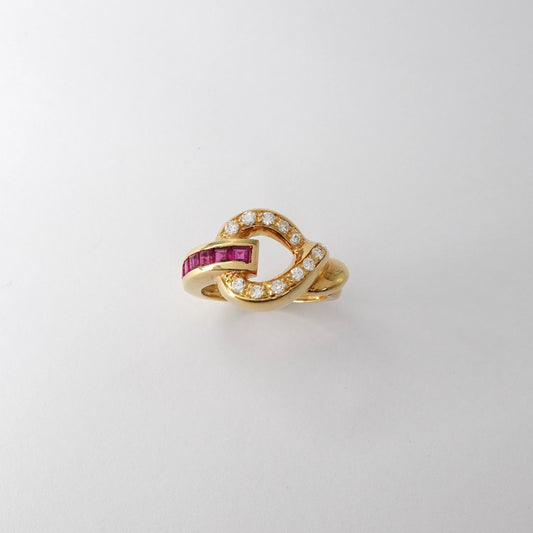 Anello con rubini e diamanti