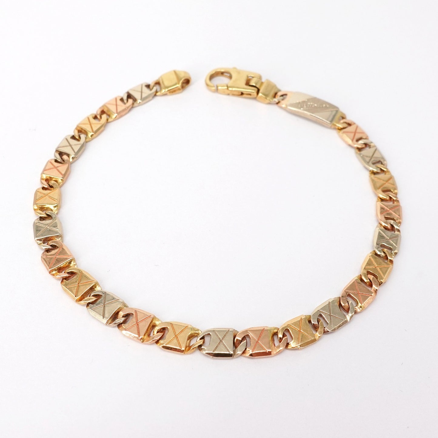 Bracciale nei tre colori dell'oro