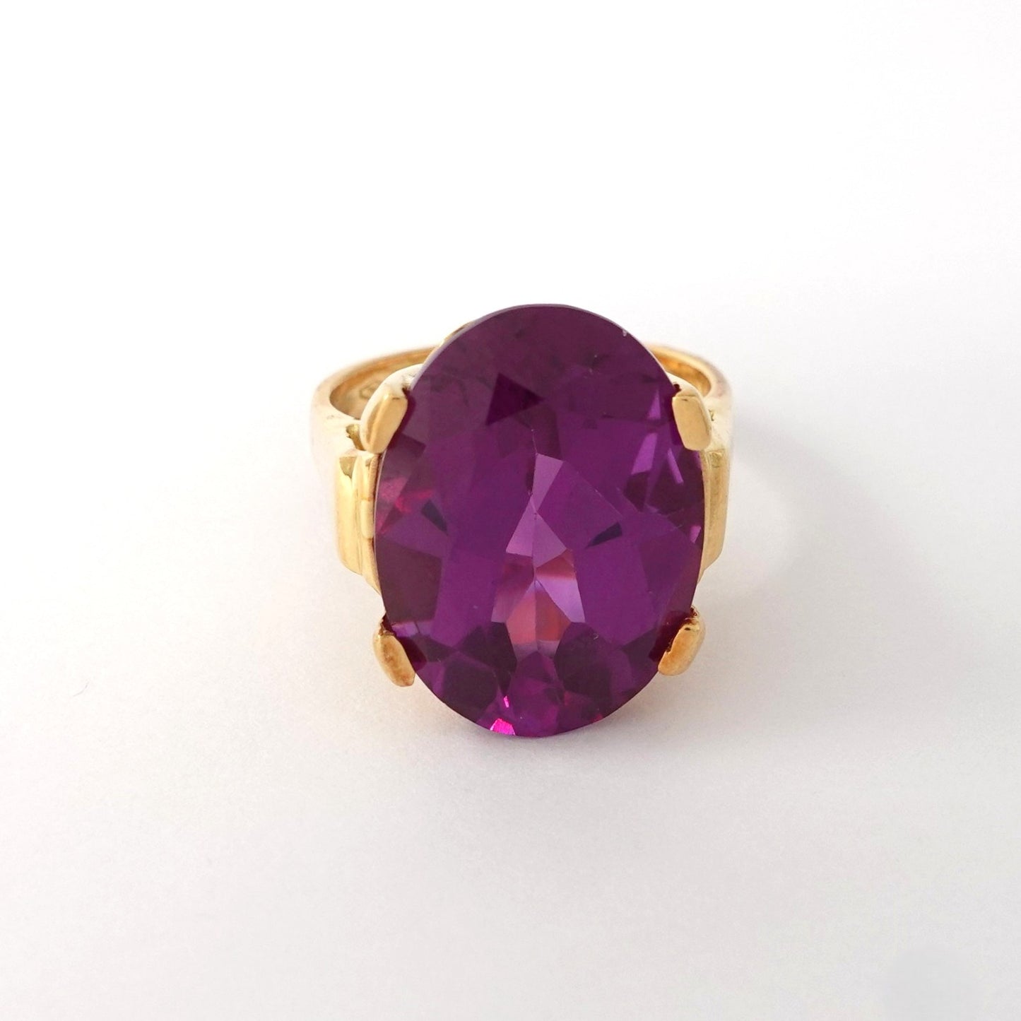 Anello con ametista