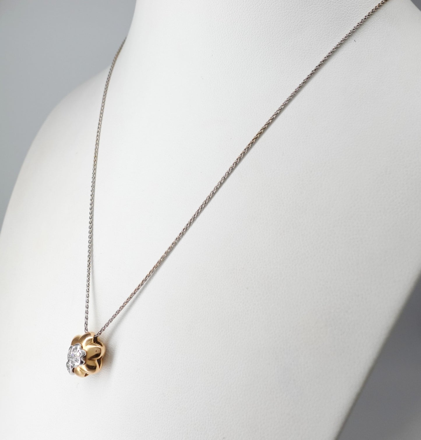 Catenina con pendente double face