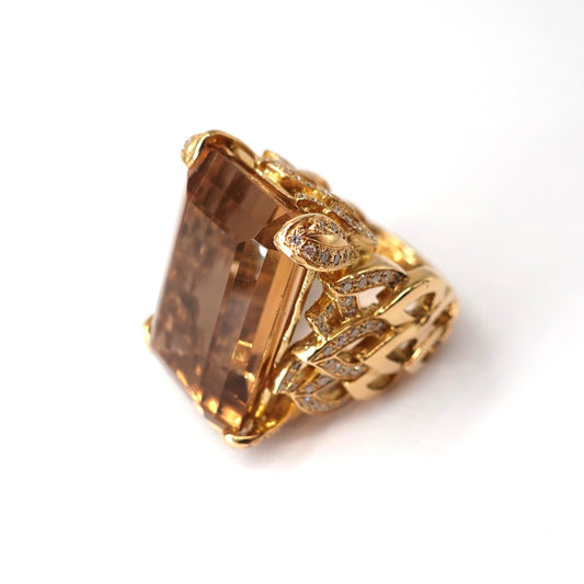 Anello unico in oro