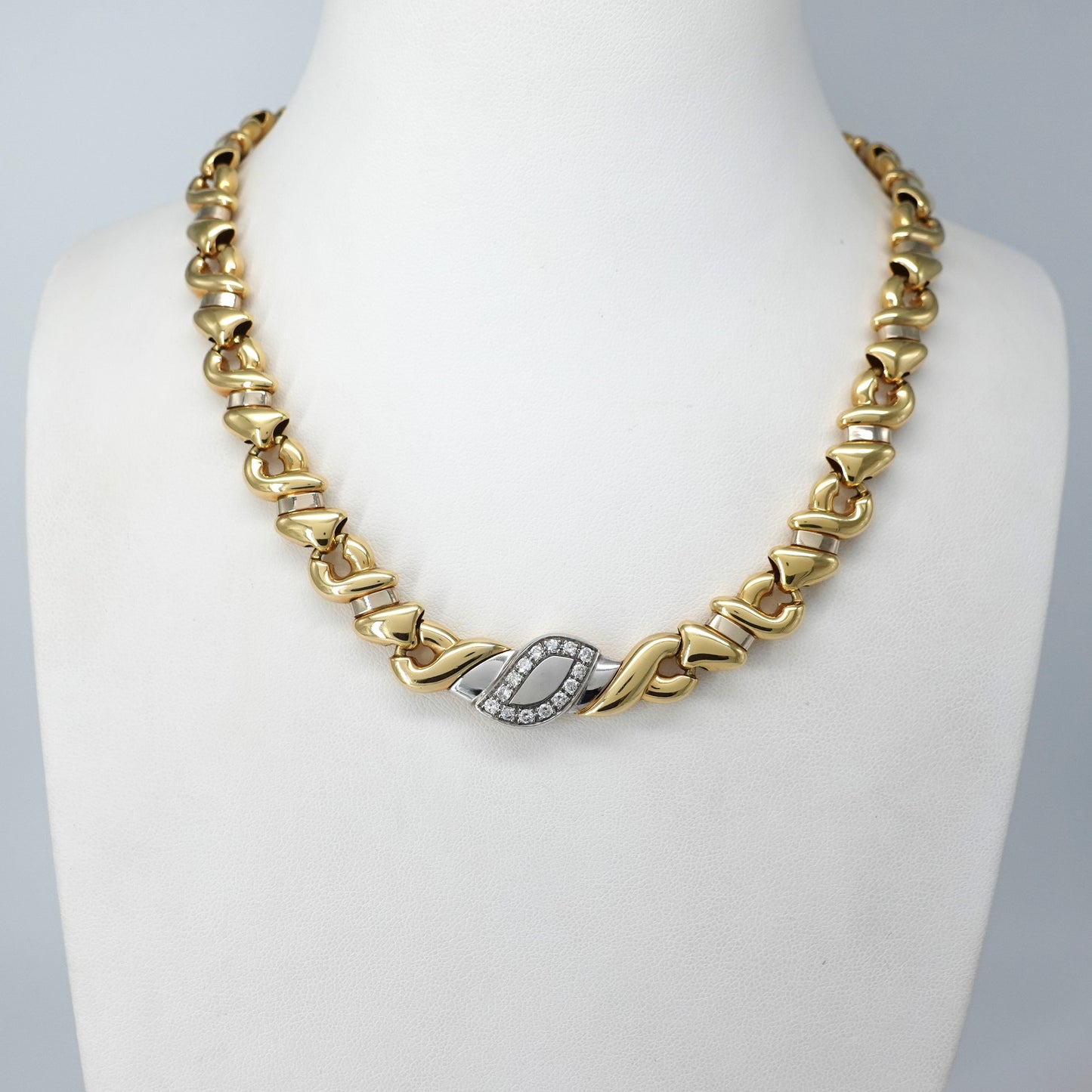 Parure collana e bracciale