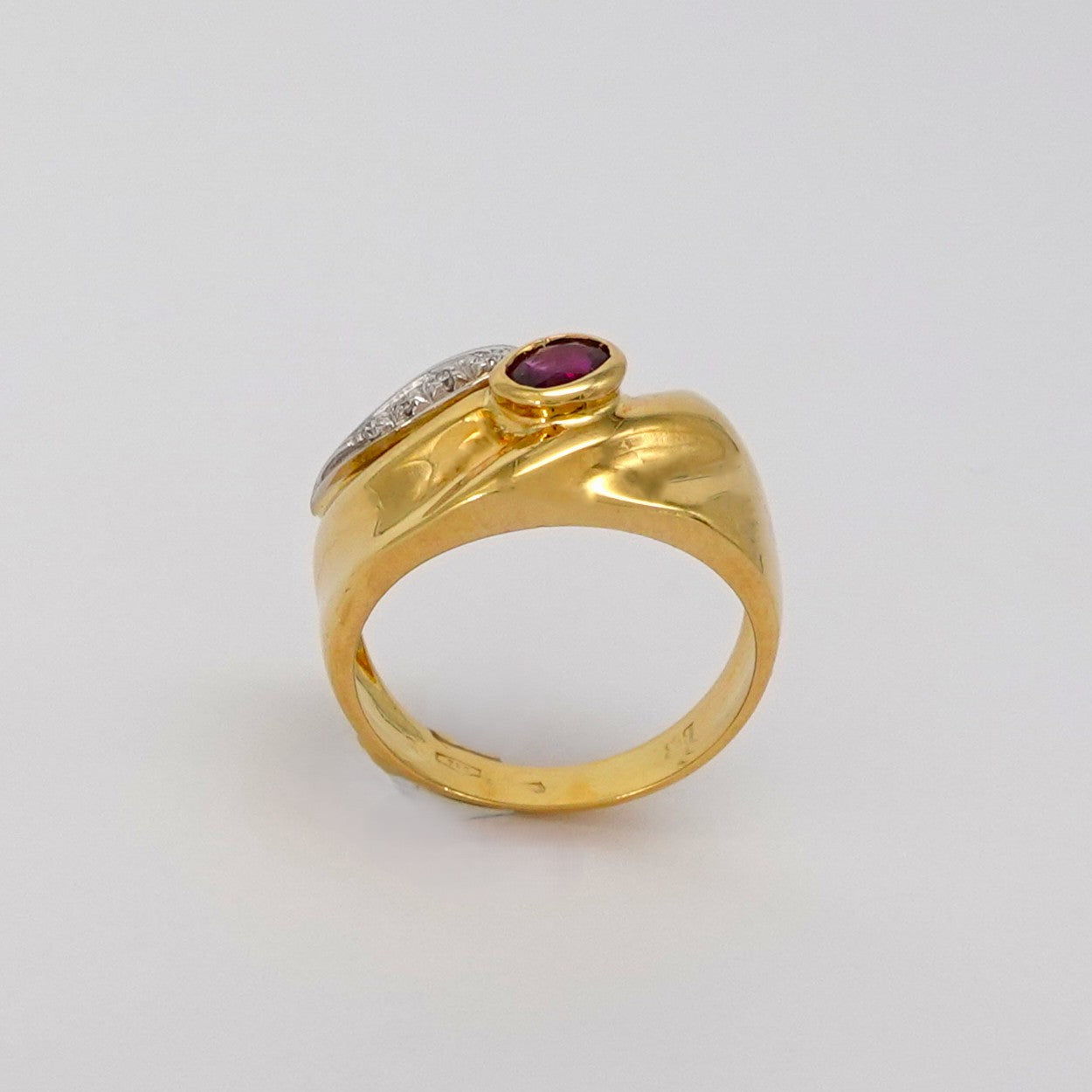 Anello