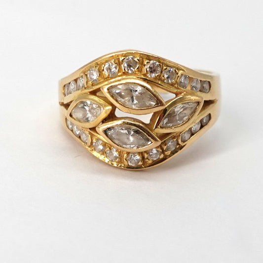 Anello con diamanti