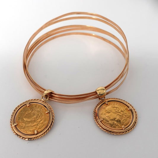 Cinque bracciali a cerchio