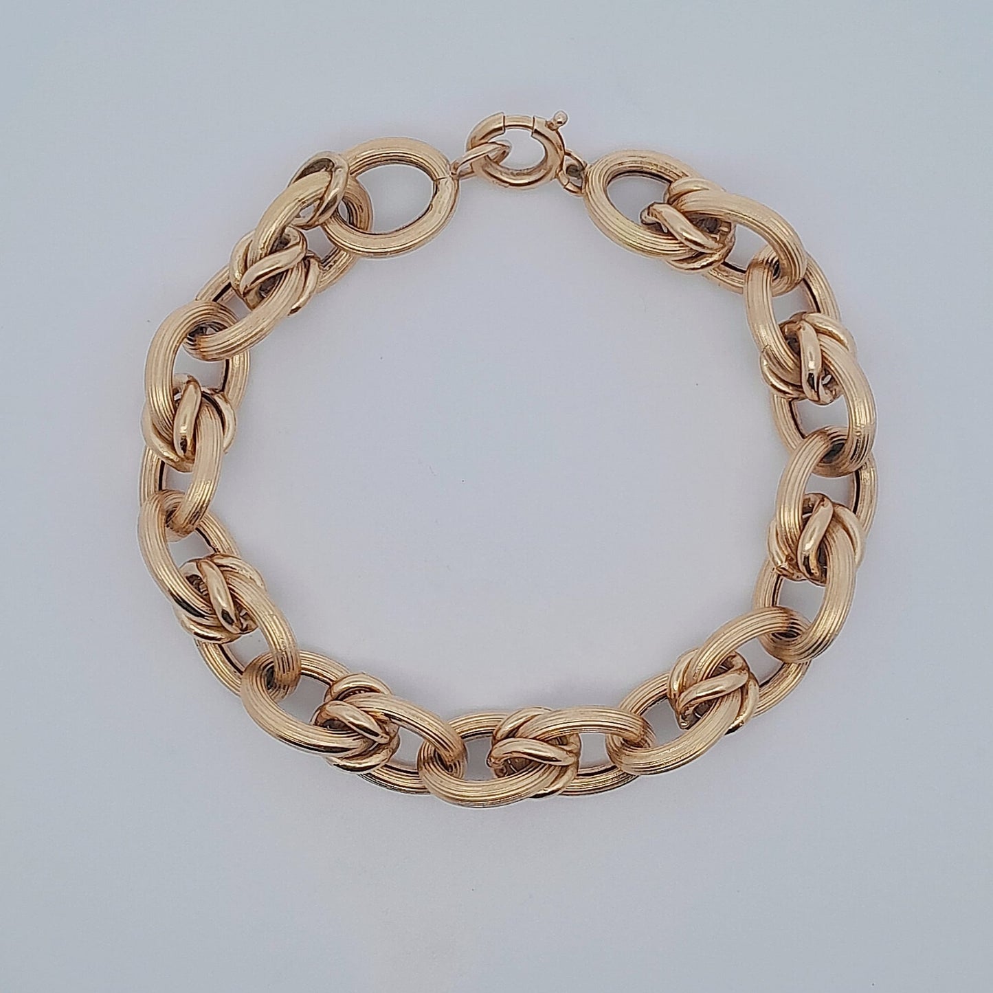 Bracciale in oro con maglia ad anelli