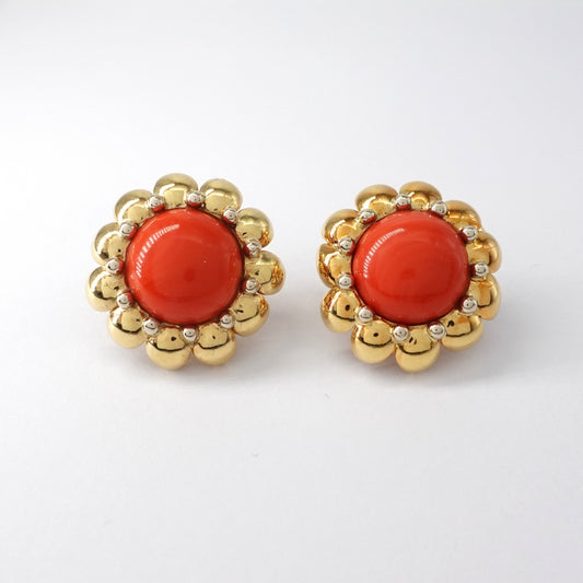 Orecchini con corallo