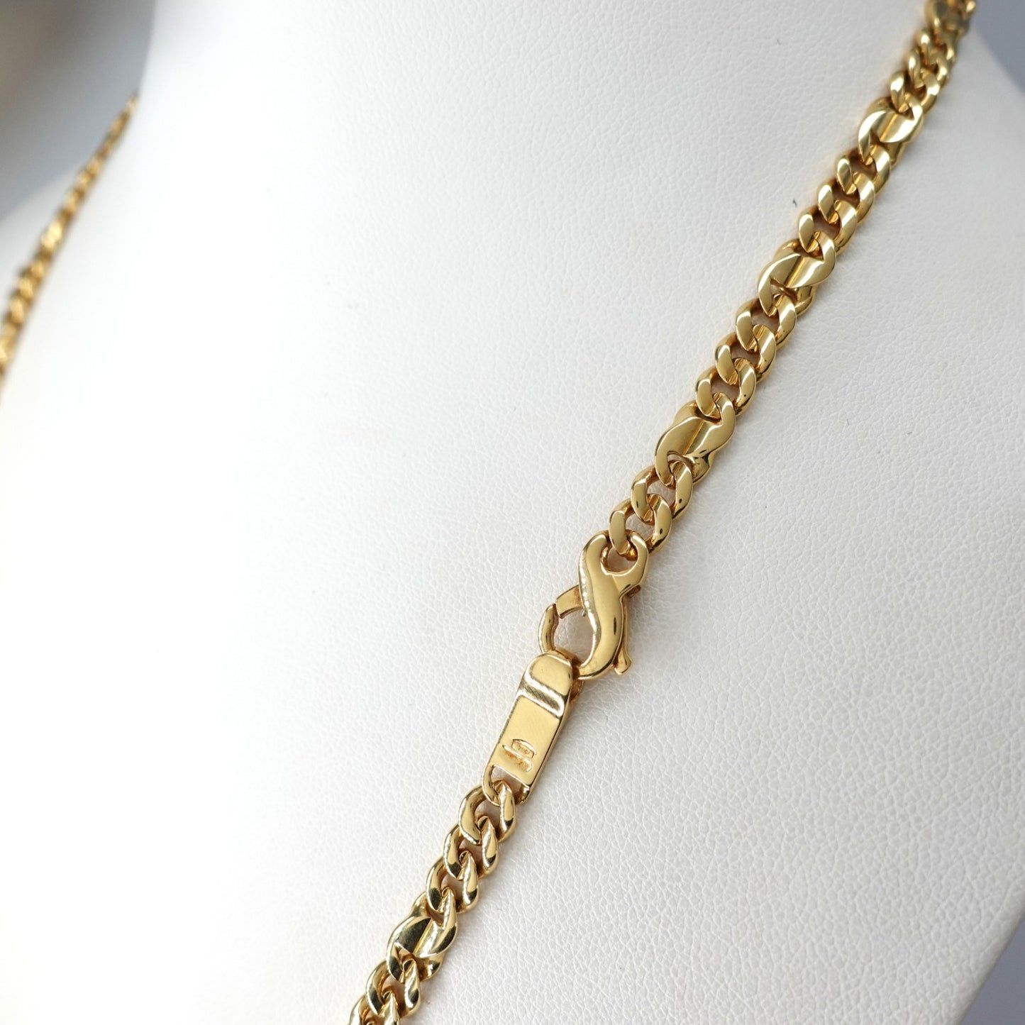 Collana a maglia piatta