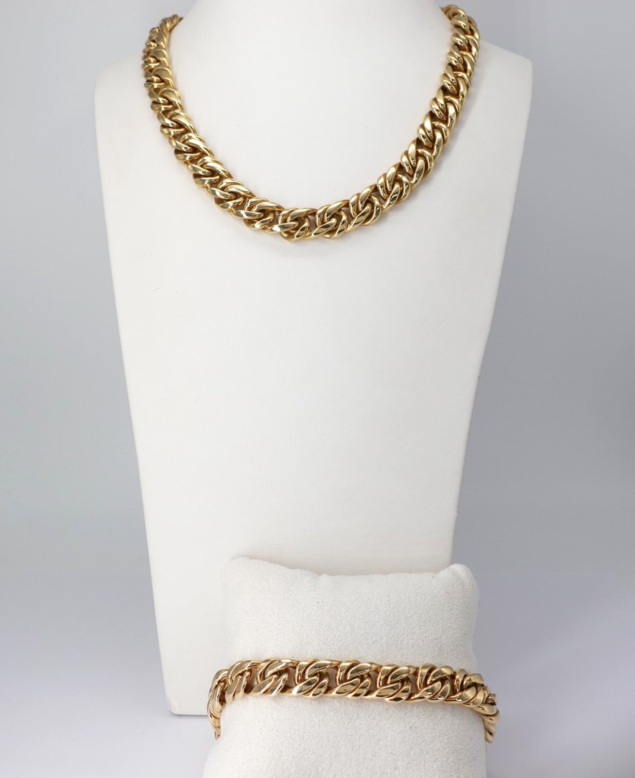 Parure girocollo e bracciale