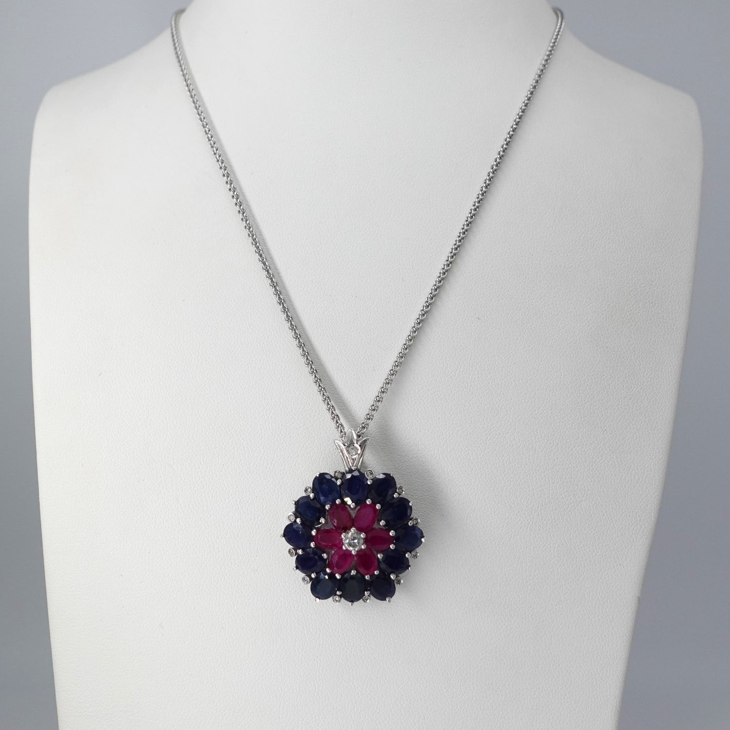 Collana con pendente