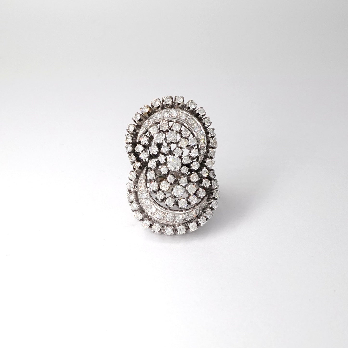 Anello forma infinito