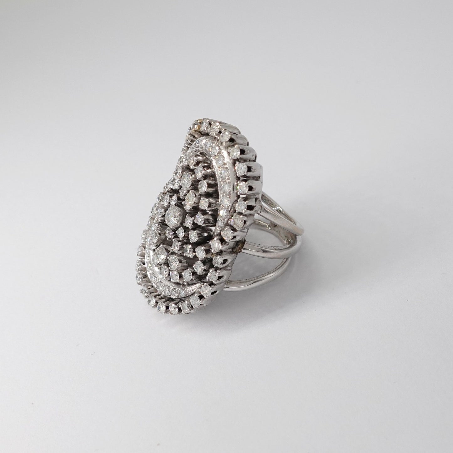 Anello forma infinito