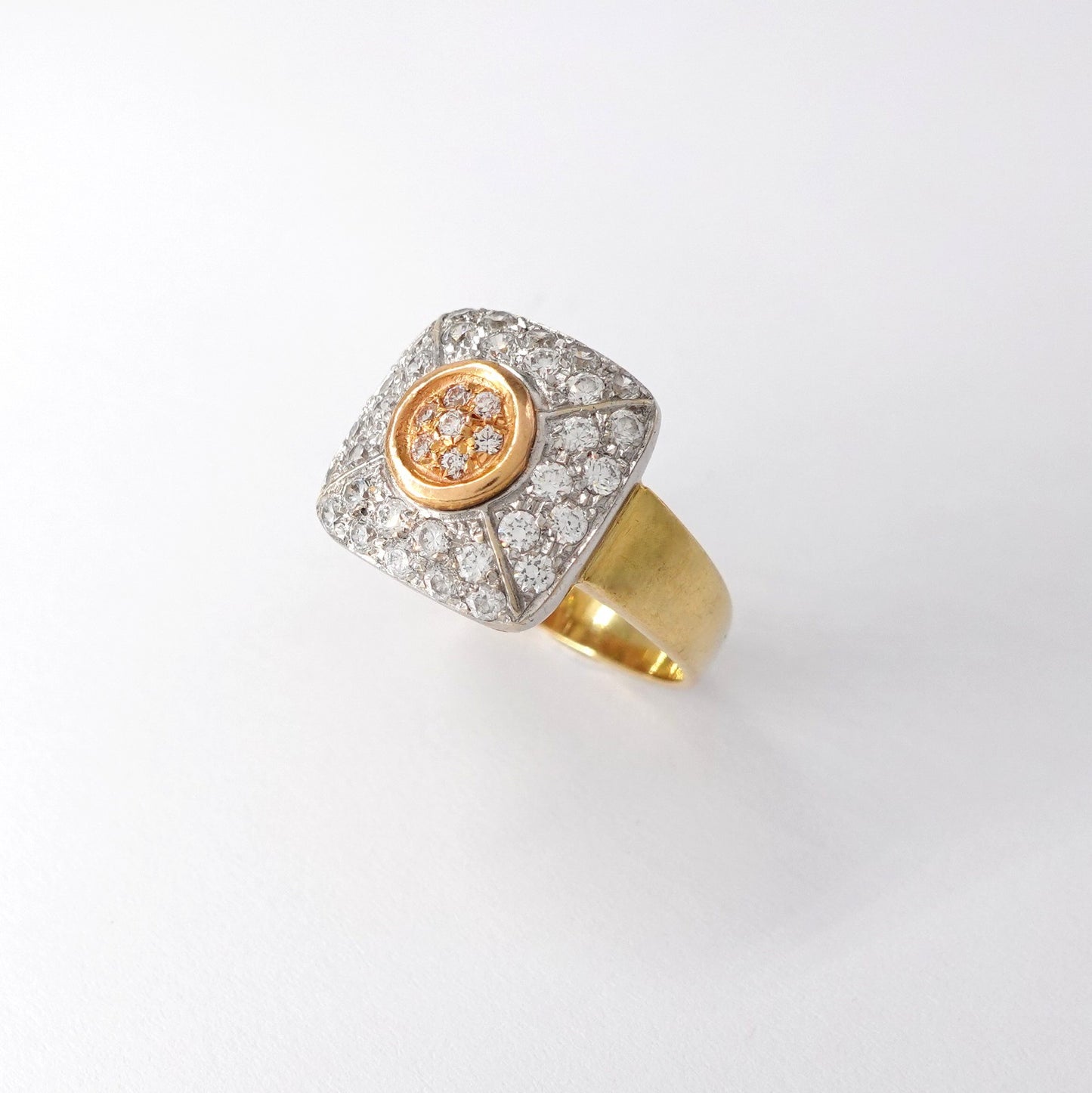 Anello quadrato