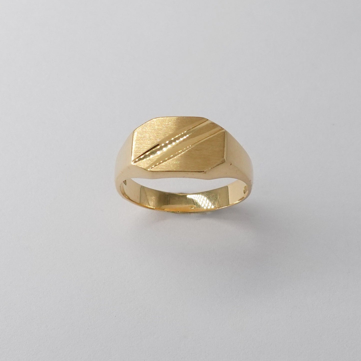 Anello