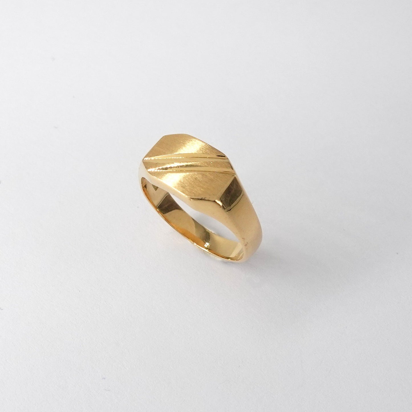 Anello