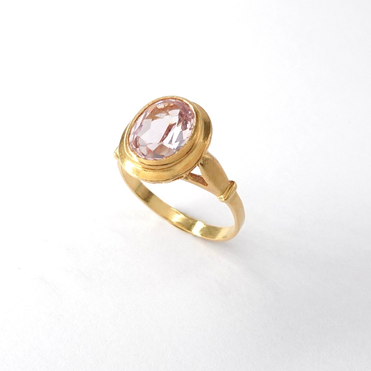 Anello con quarzo rosa