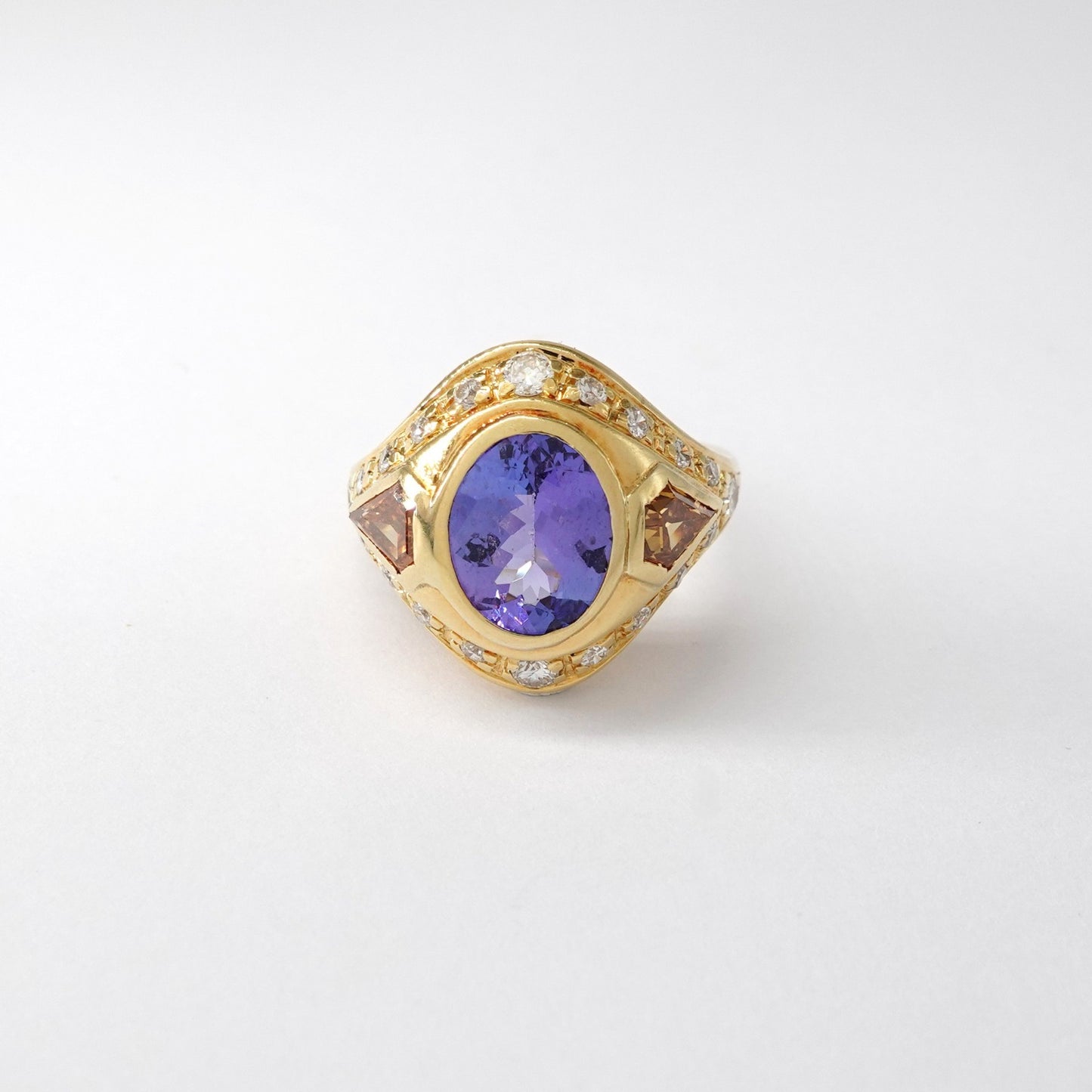 Anello con tanzanite