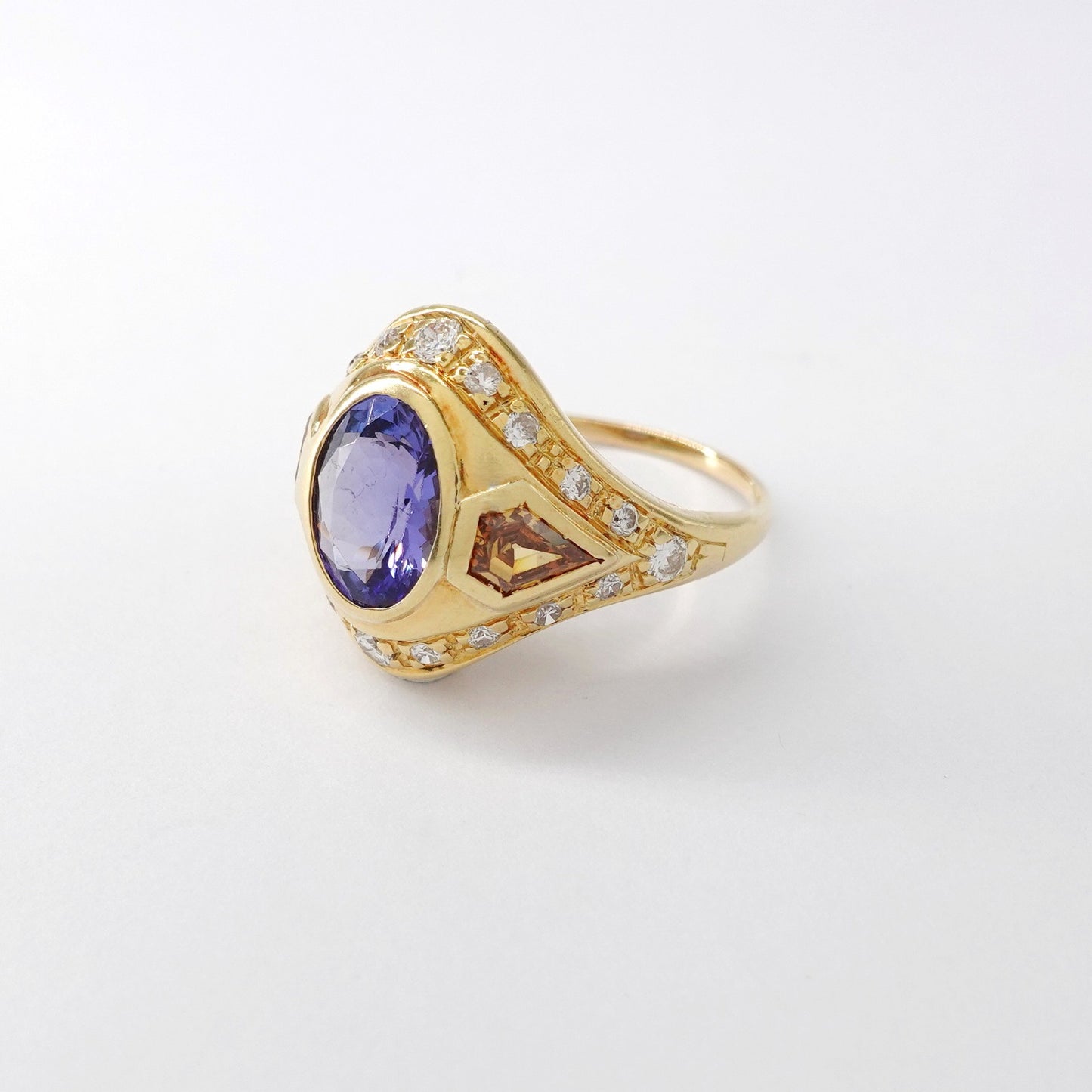 Anello con tanzanite