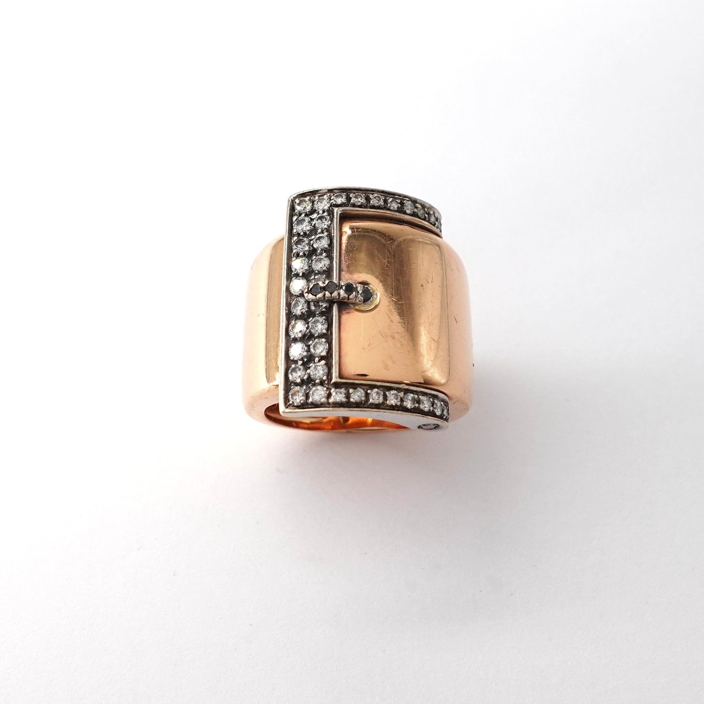 Anello a fibbia