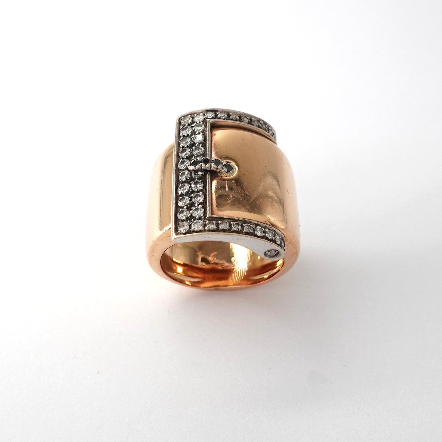 Anello a fibbia