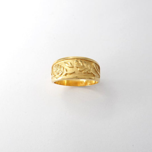 Anello a fascia lavorazione a foglie