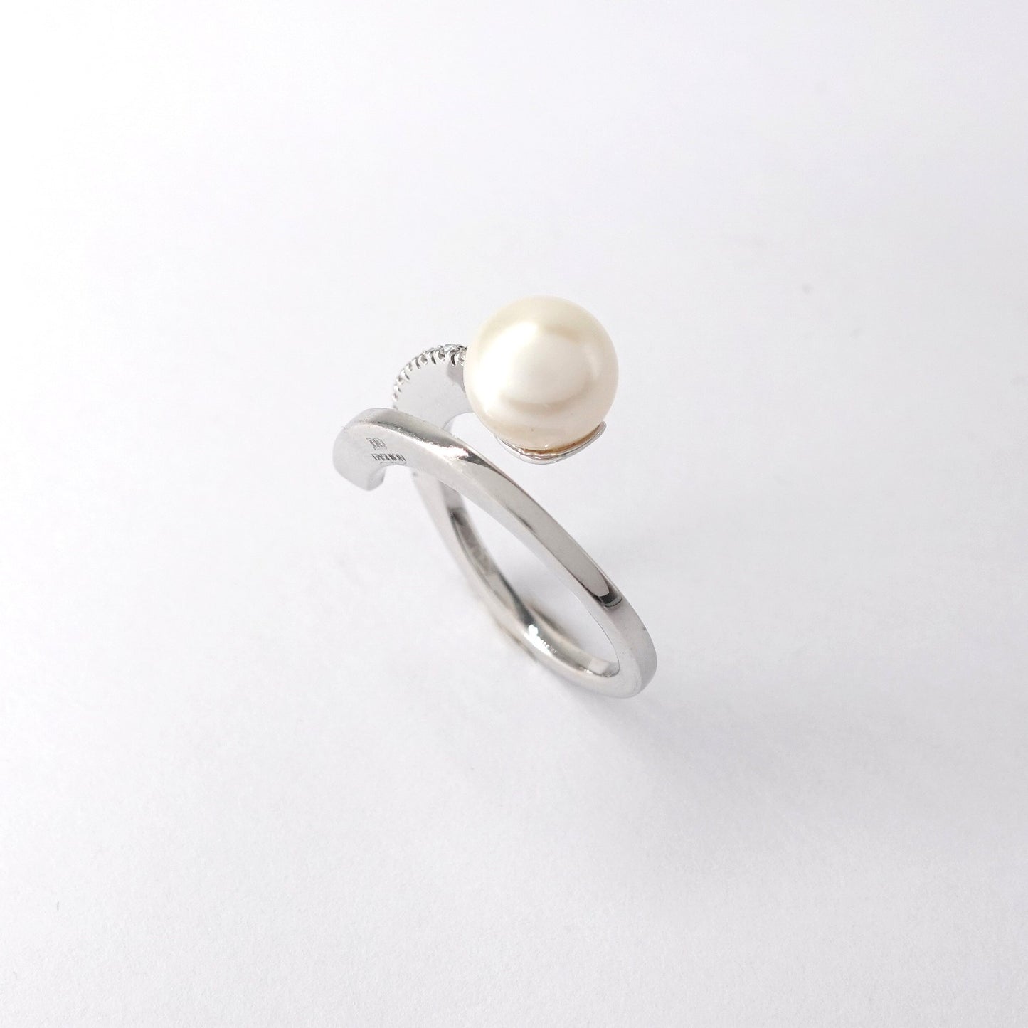 Anello contrariè