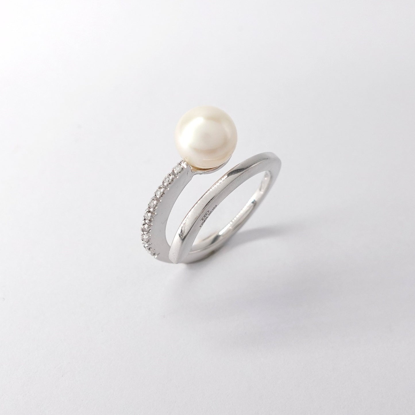 Anello contrariè