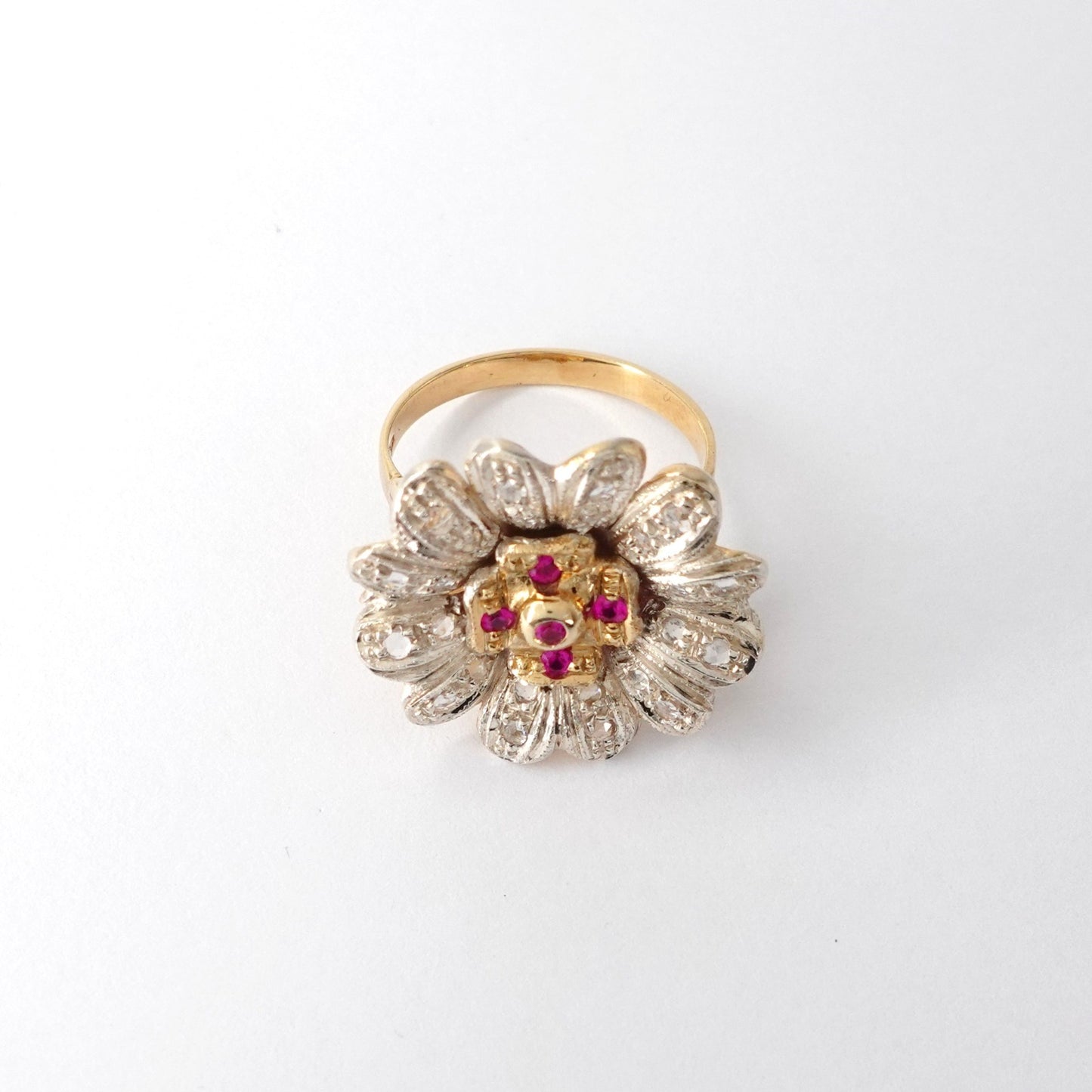 Anello fiore