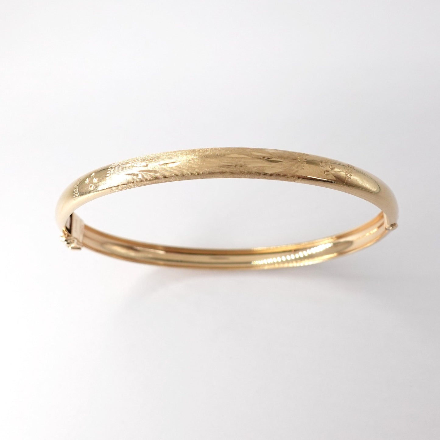 Bracciale rigido