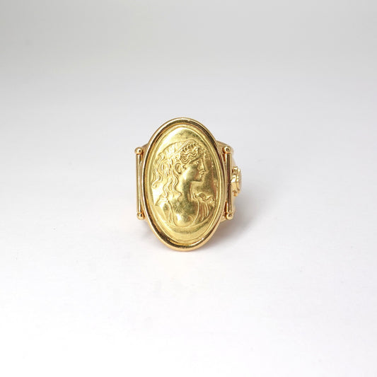 Anello con cameo