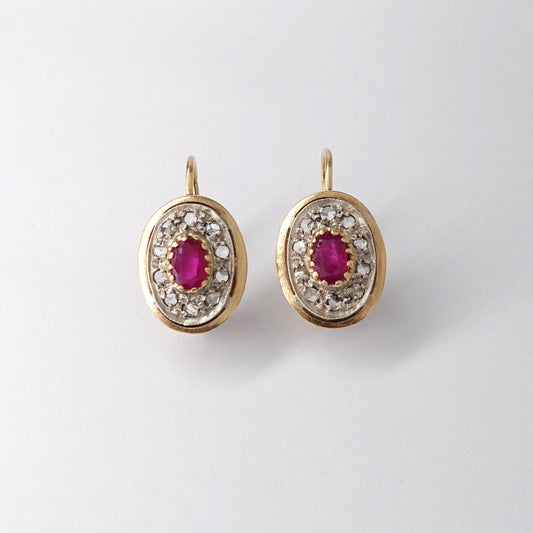 Orecchini con diamanti