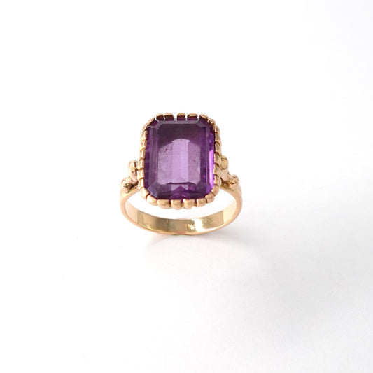 Anello  con ametista