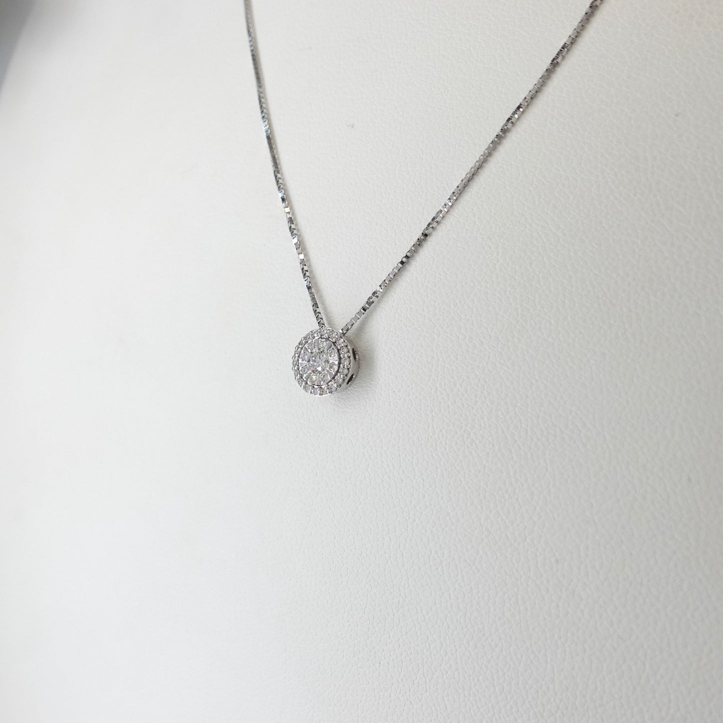 Catenina con pendente illusion
