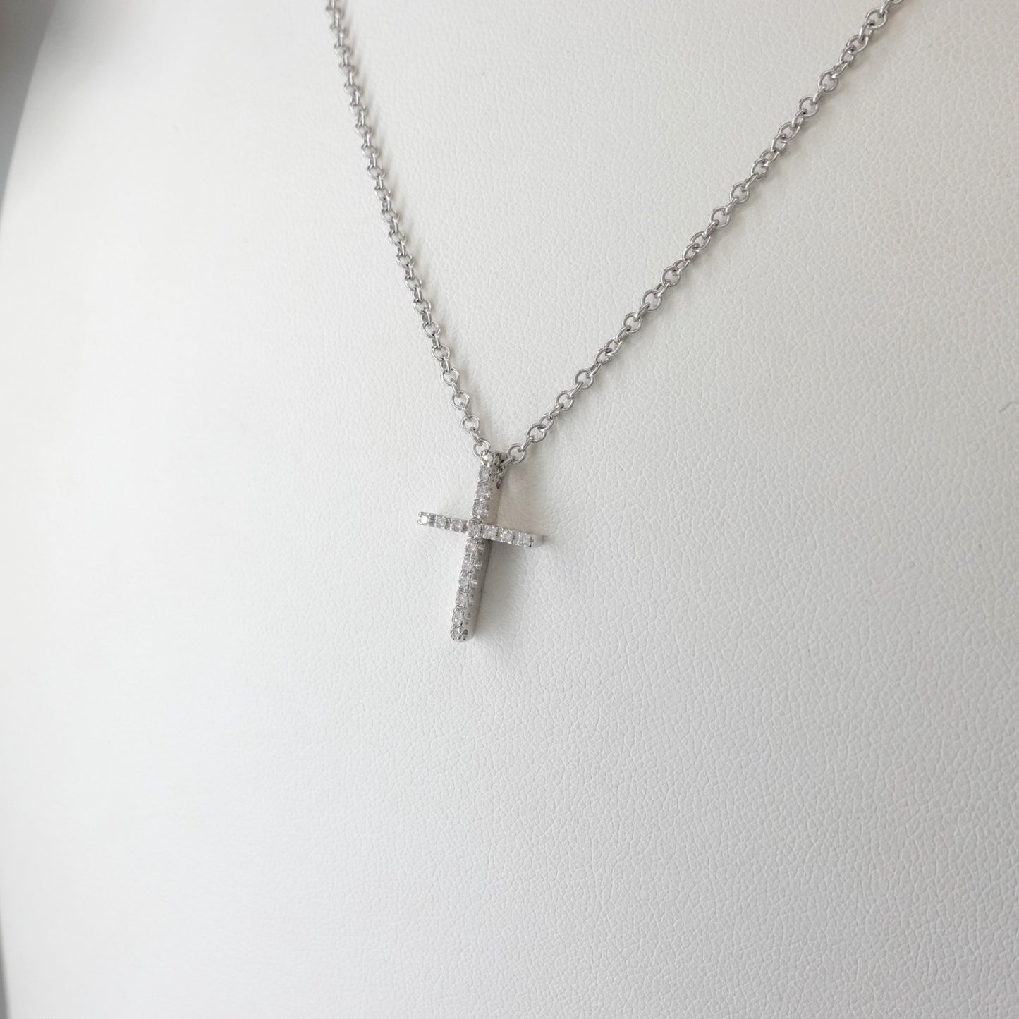 Catenina con pendente croce