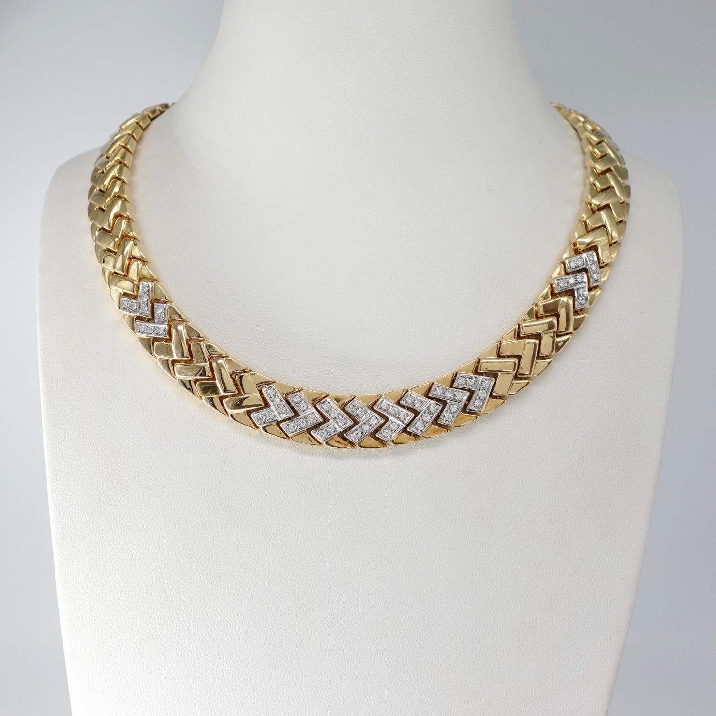 Parure girocollo e bracciale
