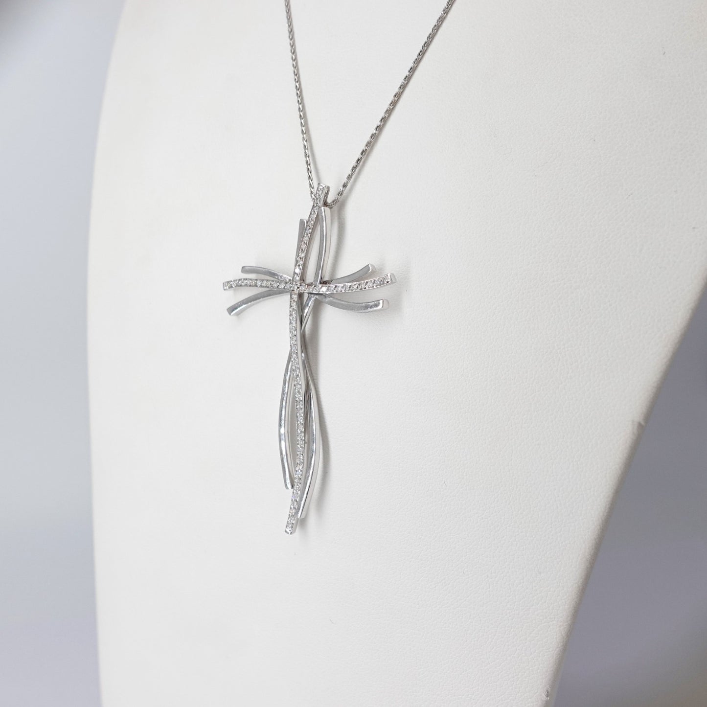 Collana con croce CHIMENTO