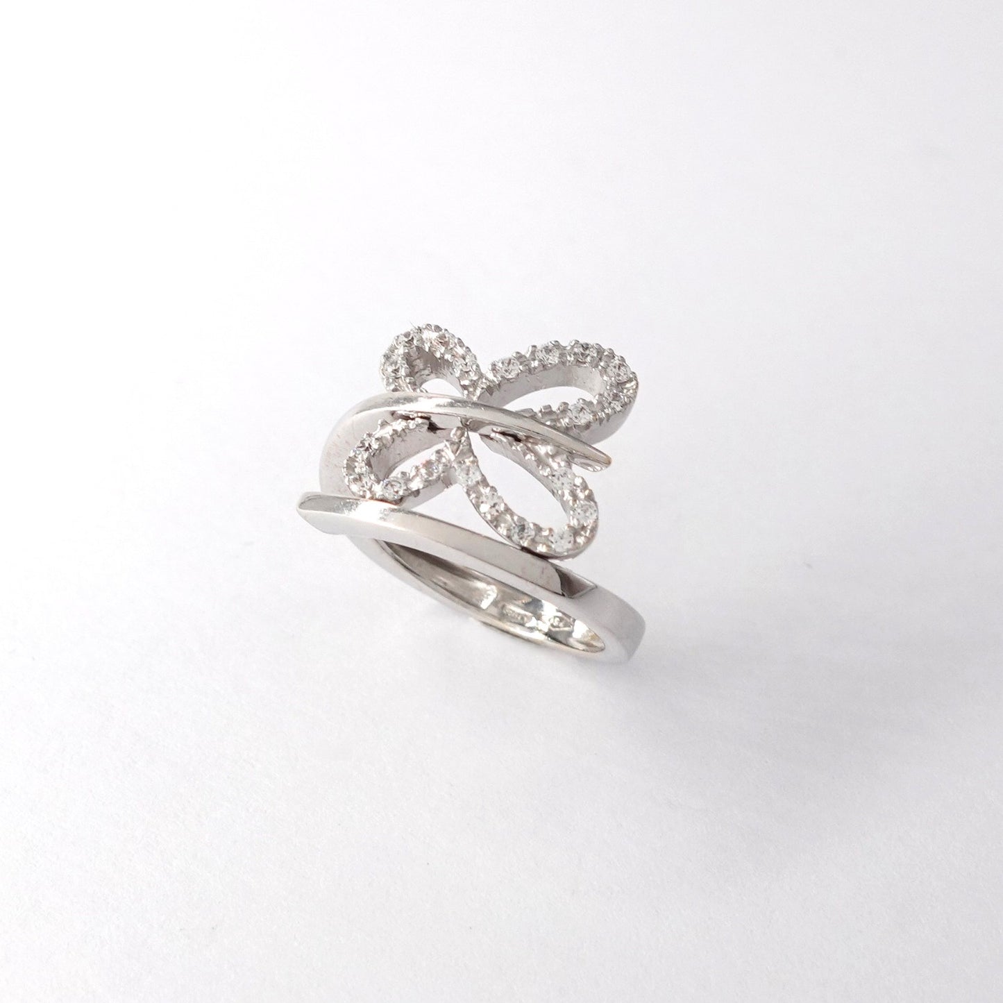 Anello farfalla