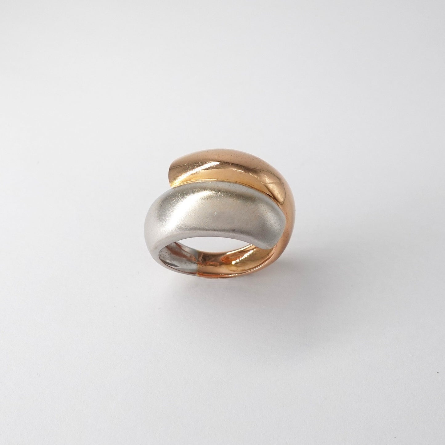 Anello contrariè