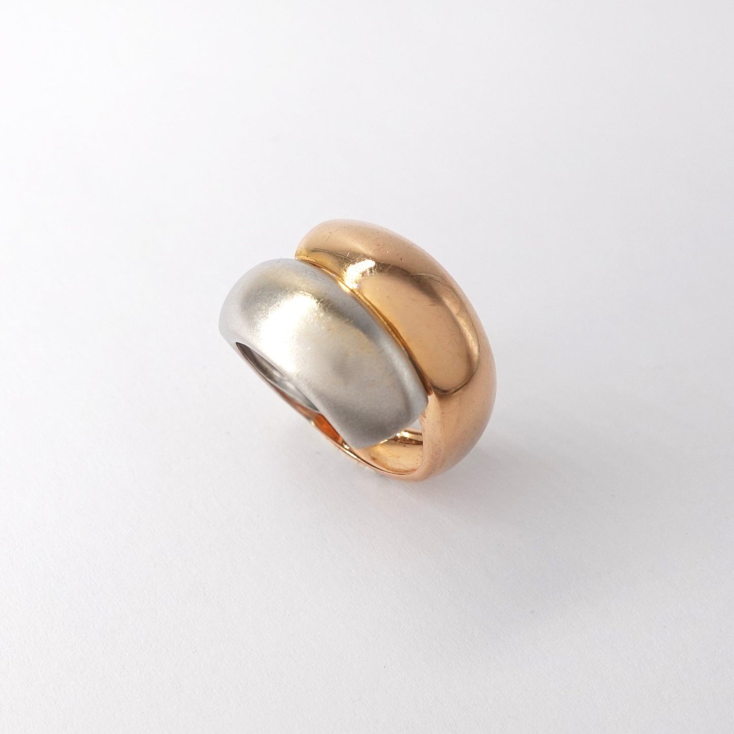 Anello contrariè