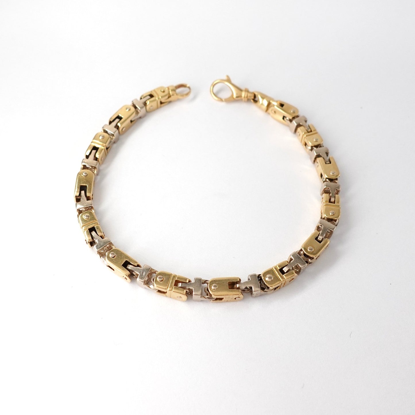 Bracciale a maglia lavorata