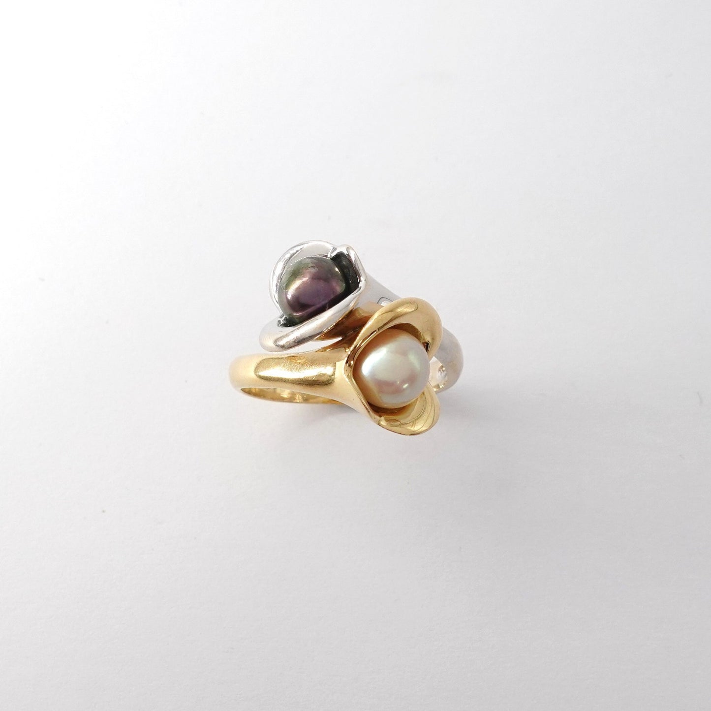 Anello contrariè